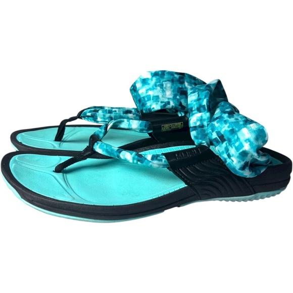 Kuru Sling Tie Sandals Sz 11 Black Teal Strappy Patterned Straps Outdoor Comfort - Picture 1 of 10
